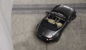 2025 Mazda MX-5 Miata Top Down