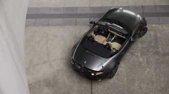 2025 Mazda MX-5 Miata Top Down