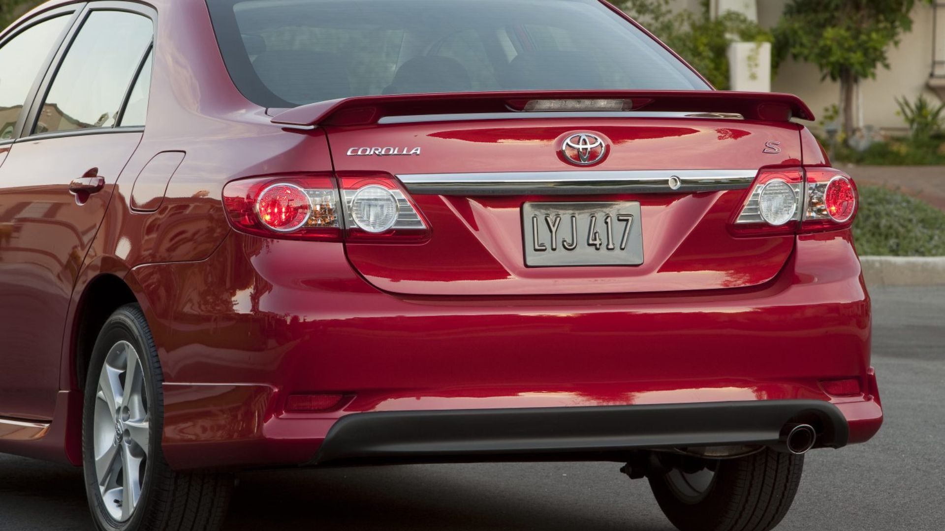 2011 Toyota Corolla Sedan Pricing, Photos & Specs
