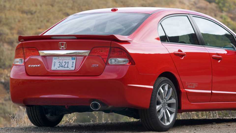 2011 Honda Civic Si Sedan Pricing, Photos & Specs