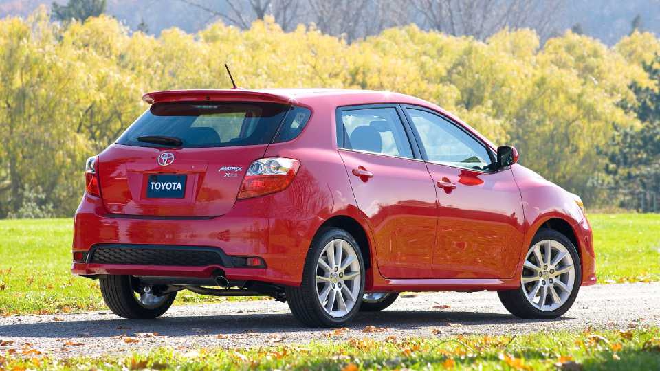2011 Toyota Matrix Pricing, Photos & Specs