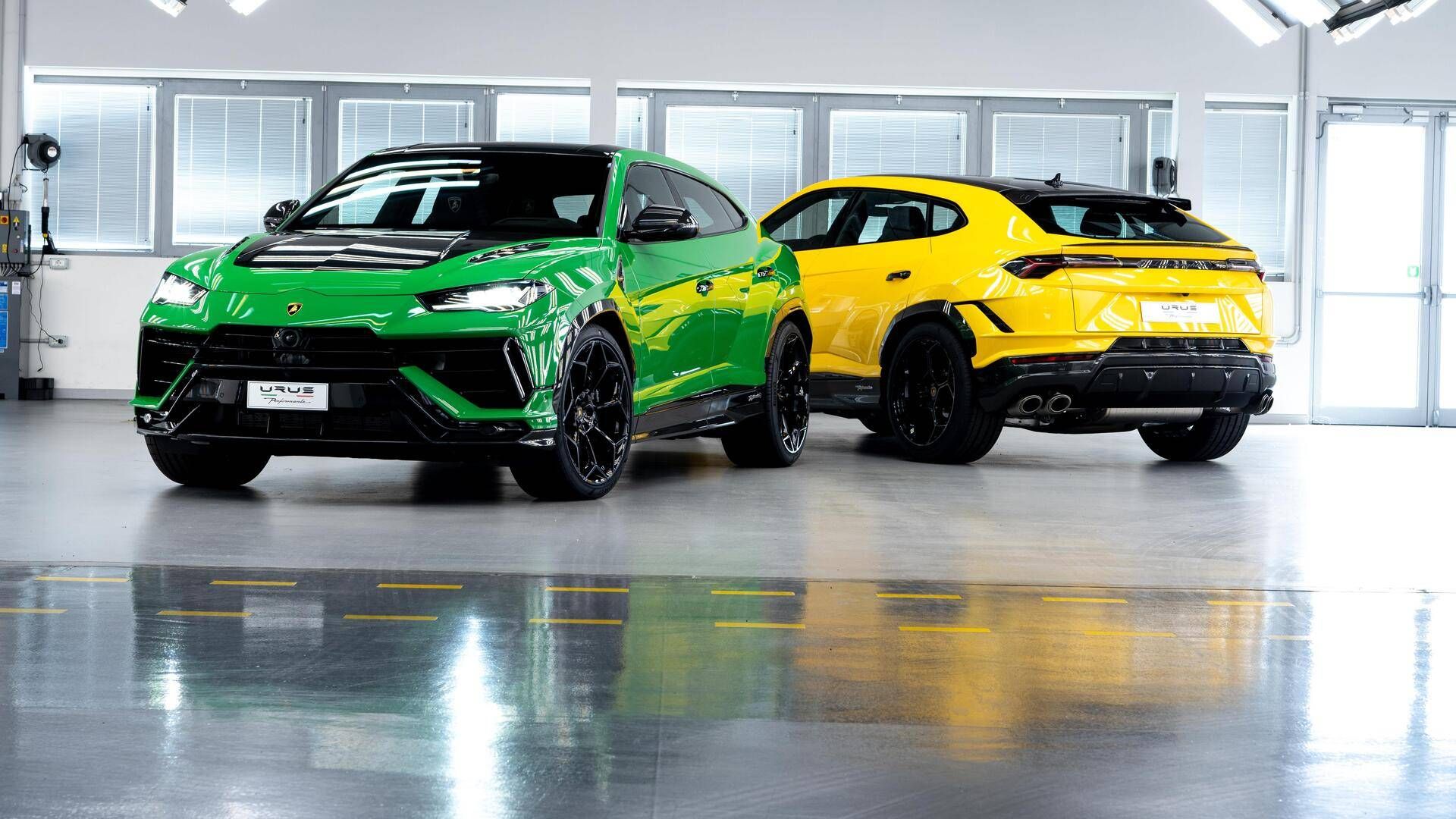 2024 Lamborghini Urus Performante Green Front and Yellow Rear Group