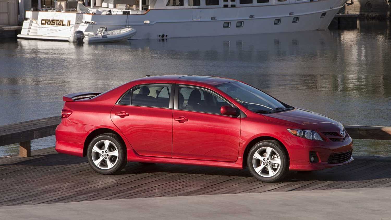 2011 Corolla Rear View 2011 Toyota Corolla Sedan Pricing, Photos & Specs