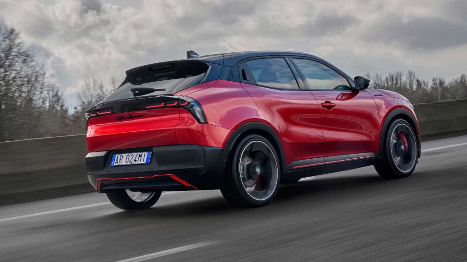 Alfa Romeo Fz Rear Opinion: Alfa Romeo's 'Daring New Chapter' Was Just A Massive ...