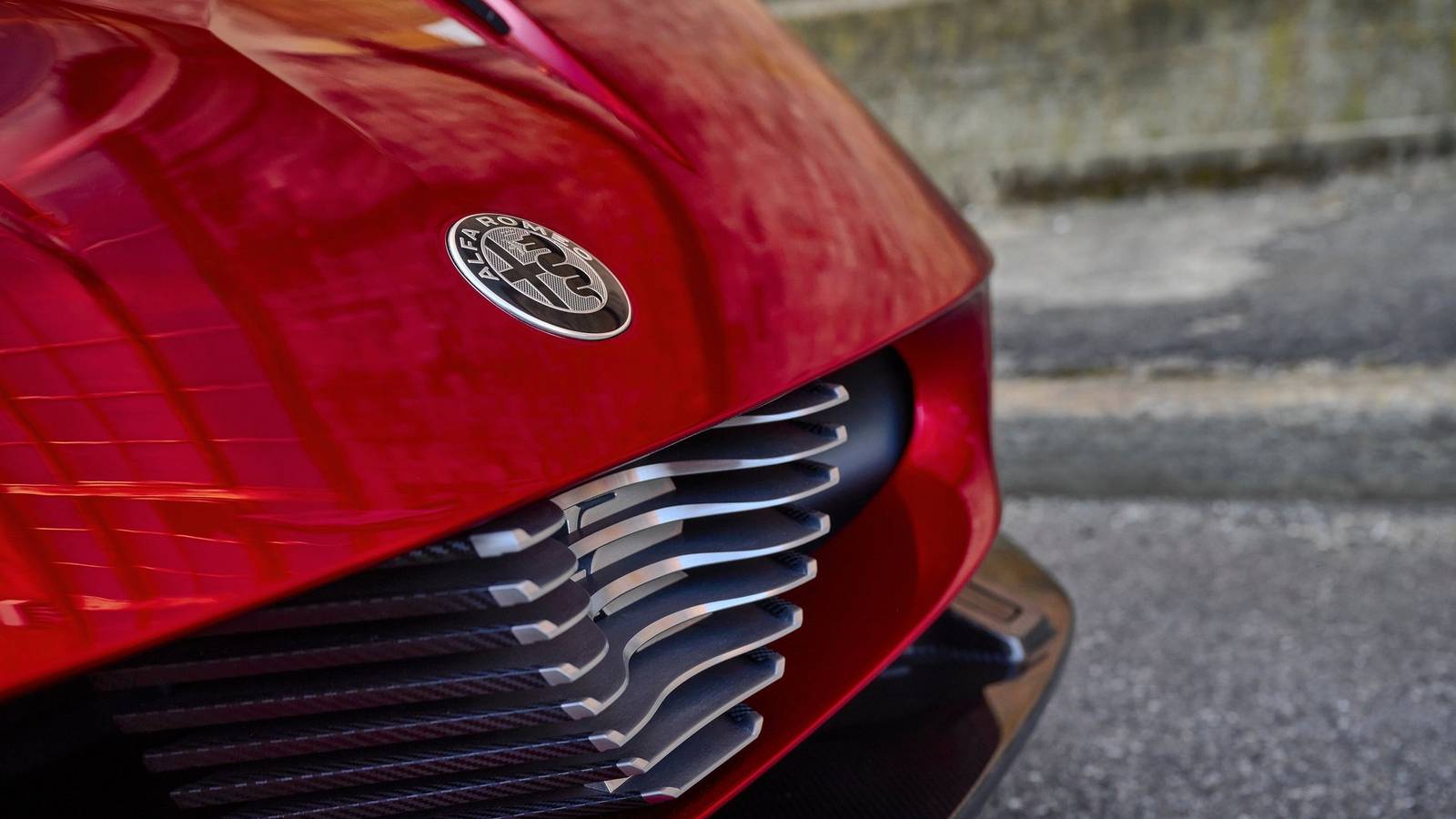 Alfa Romeo's Supercar Gets F1 Winner's Stamp Of Approval
