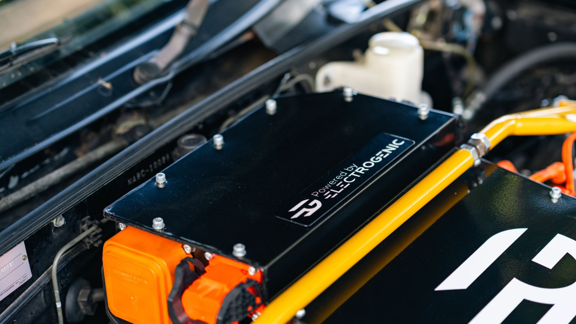 Reversible Mazda Miata EV Conversion Kit Lets You Have Your Cake After ...