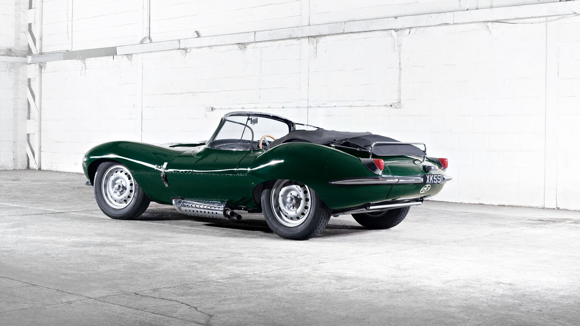 9 Timeless Jaguar Sports Cars We’ll Never Forget