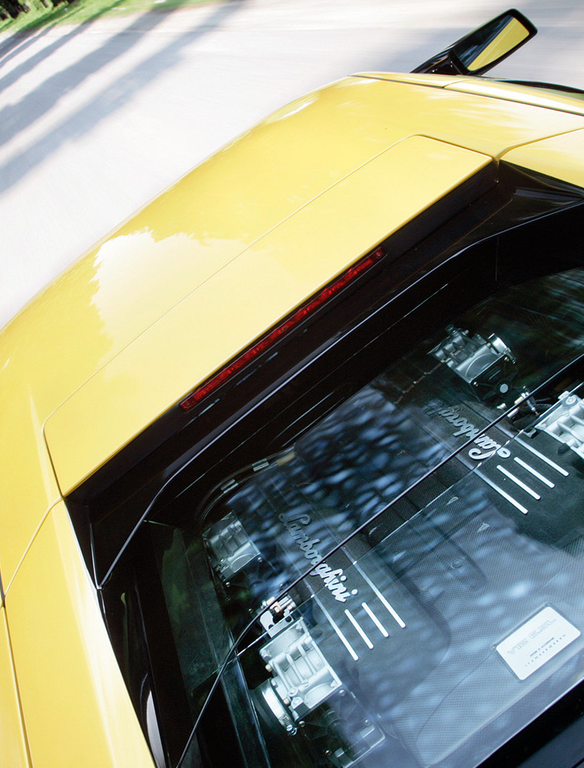 Fwd Lambo AWD Vs. FWD: The Pros And Cons Of Each