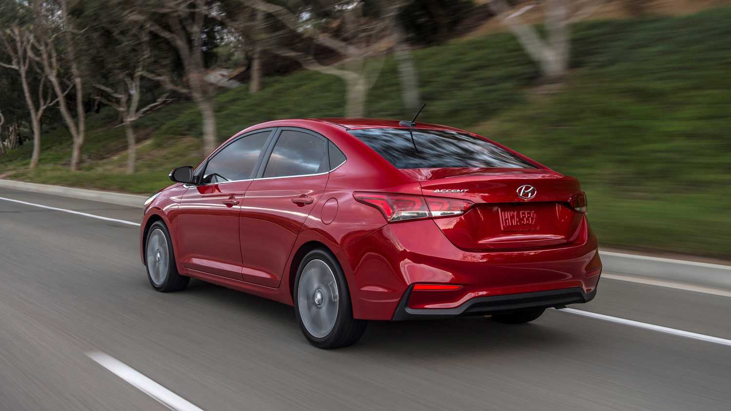 2022 Hyundai Accent Exterior Rear 3/4