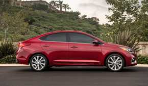 2022 Hyundai Accent Side