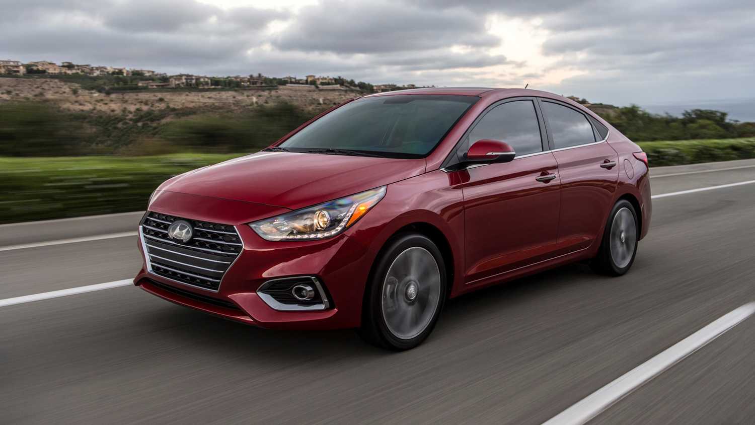 2022 Hyundai Accent Exterior Front/Side