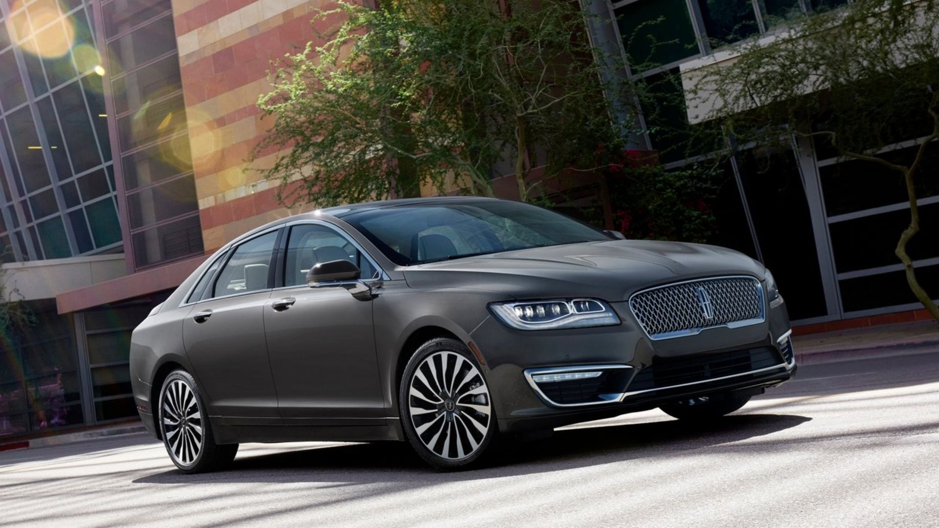 Lincoln's 400-HP Twin-Turbo Sedan Is Quicker Than a BMW M5 – And