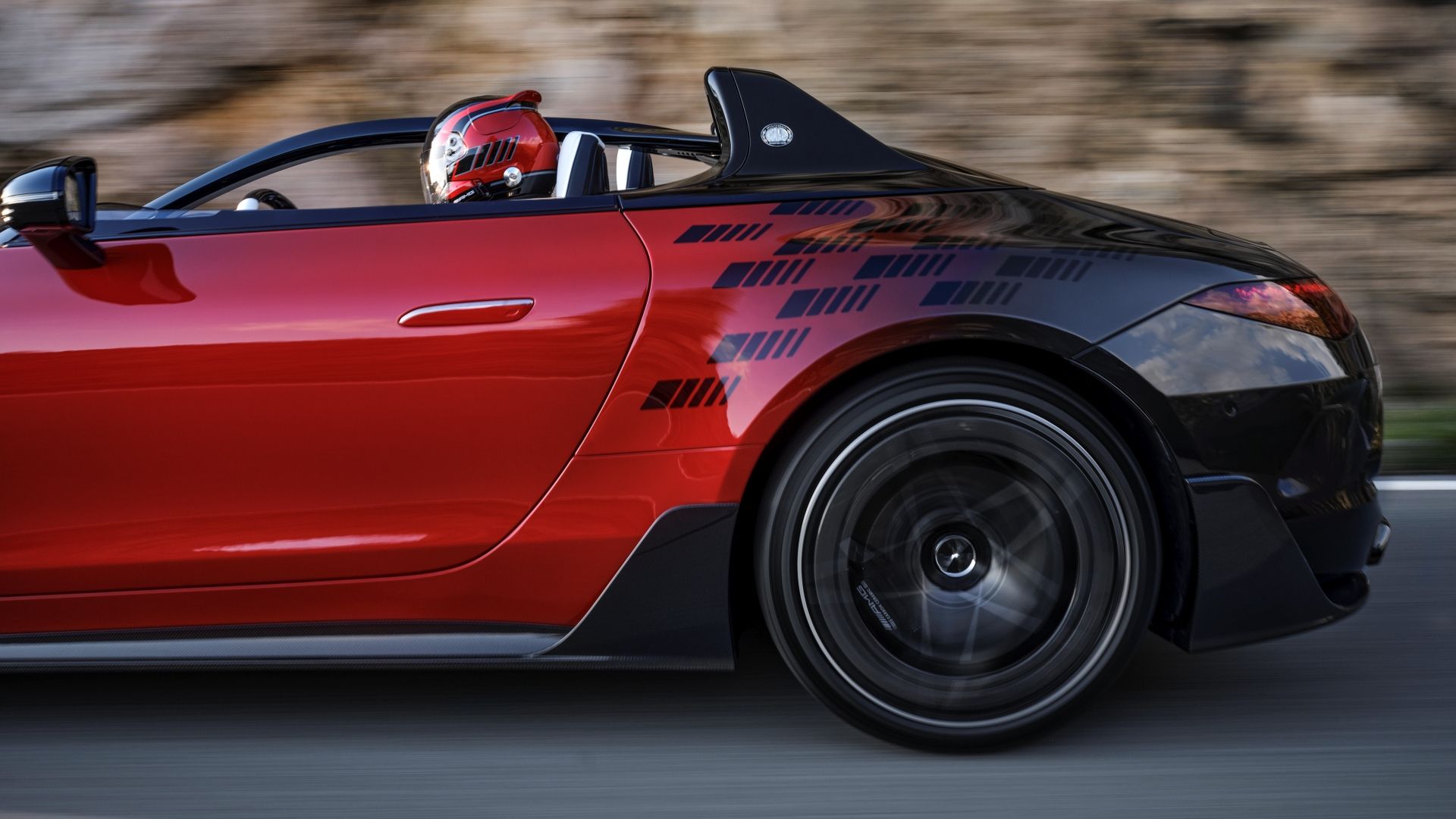 F1-Inspired Mercedes-AMG Speedster Trades A Windshield For A Halo