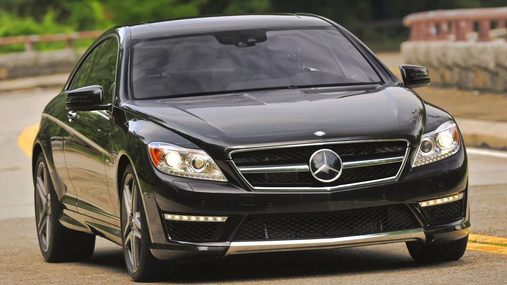 2011 Mercedes-AMG CL65 Pricing, Photos & Specs
