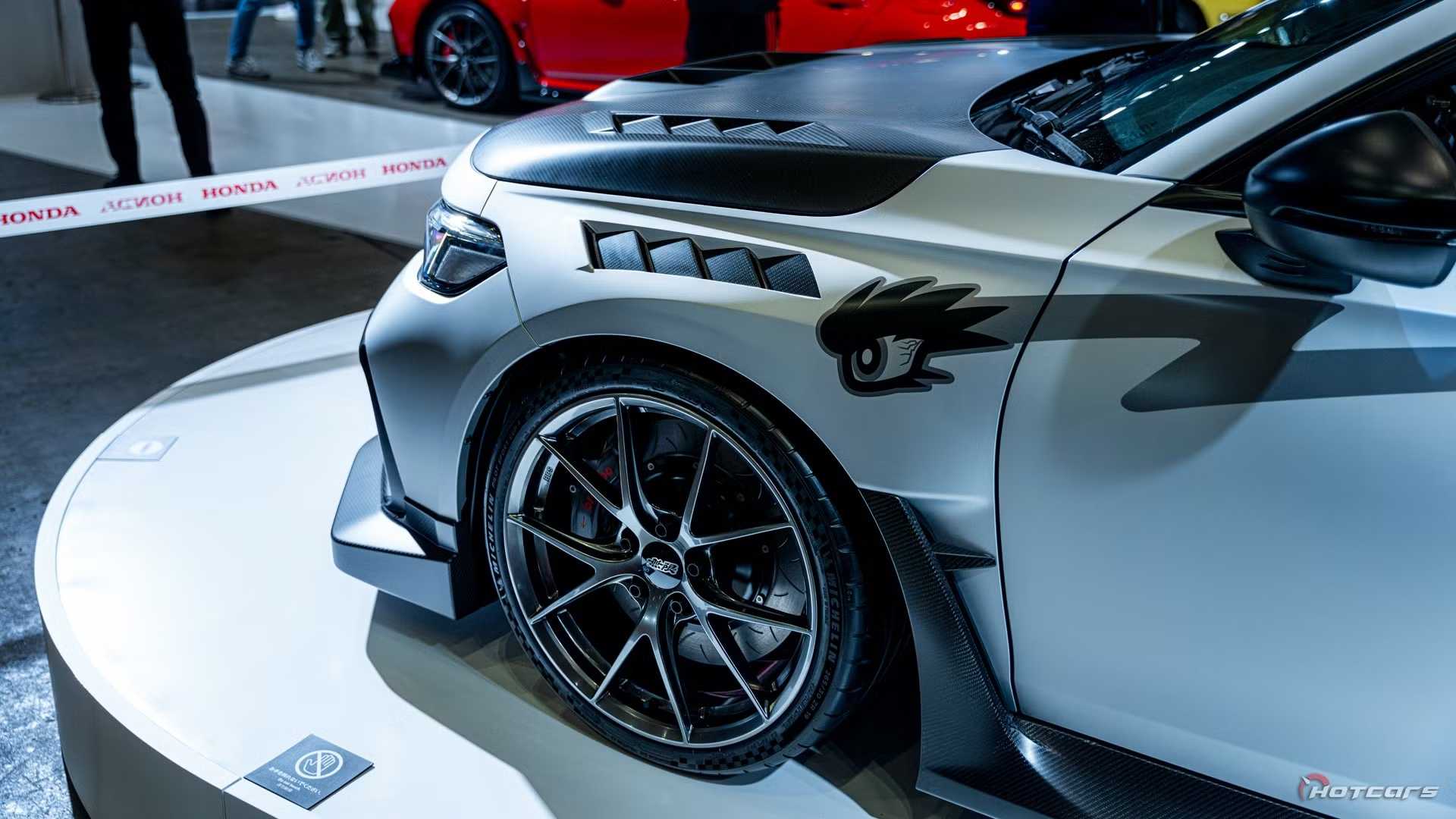 Mugen Racquet Type R Mugen's Ultimate Honda Civic Type R Is A Carnival Of Carbon Fiber
