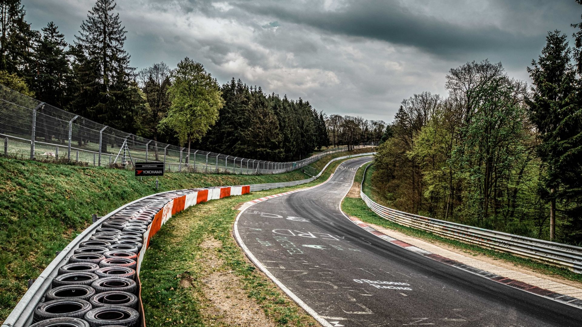 Top Gear's Tame Racing Driver Hits The Nürburgring For The First Time