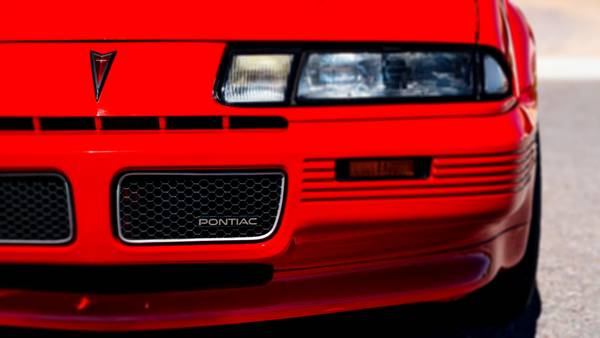 pontiac asc mclaren grand prix full frontal close red