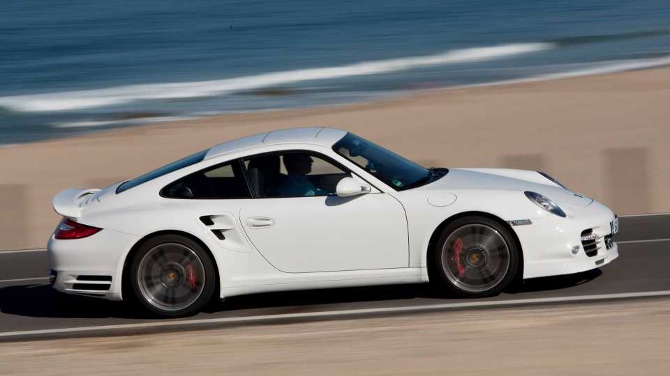 2010 Porsche 911 Turbo Pricing, Photos & Specs