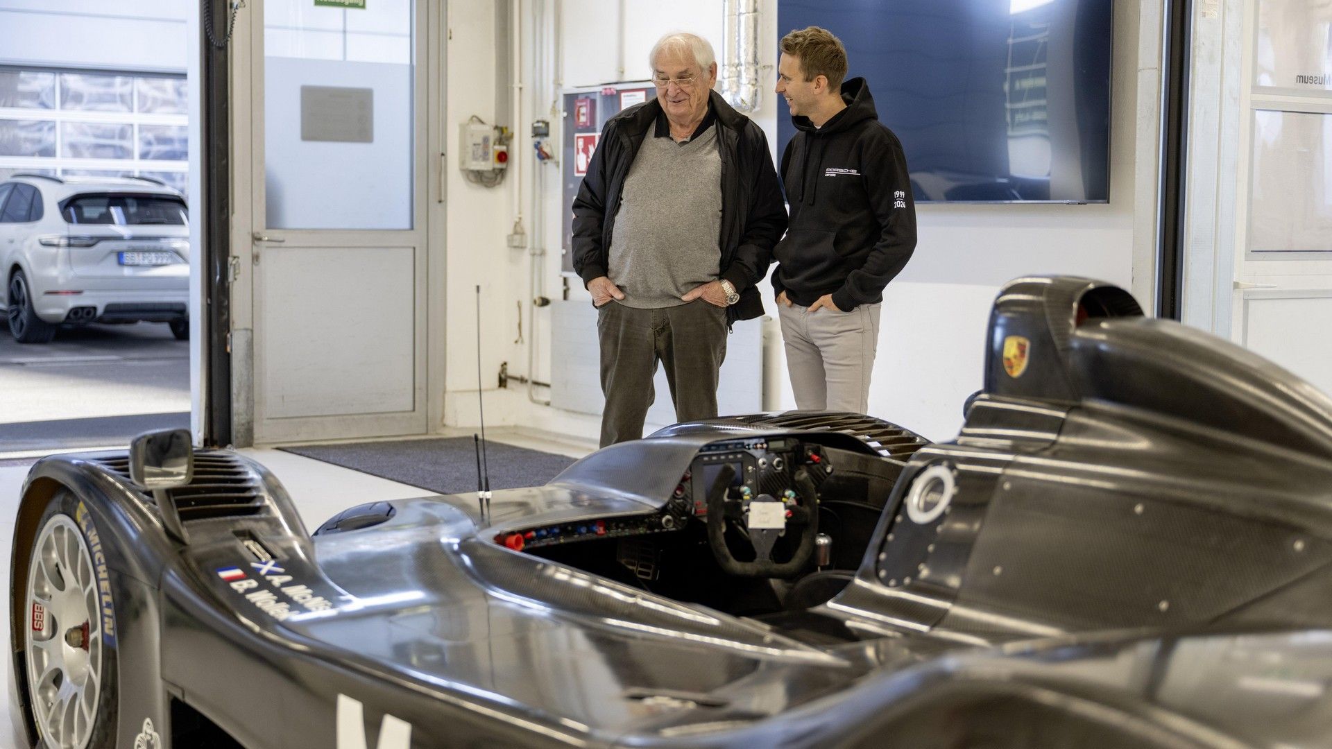 Porsche Took 25 Years To Build The V10-Powered Precursor To The Carrera GT