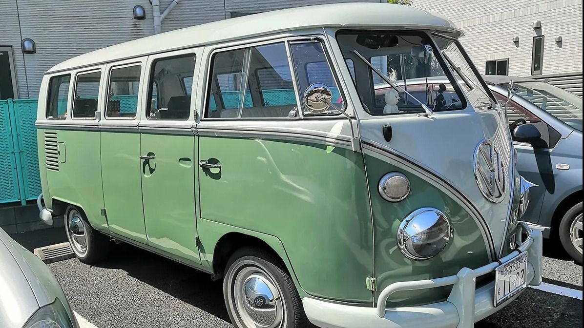 The World's First Minivan Was Decades Ahead Of The Game