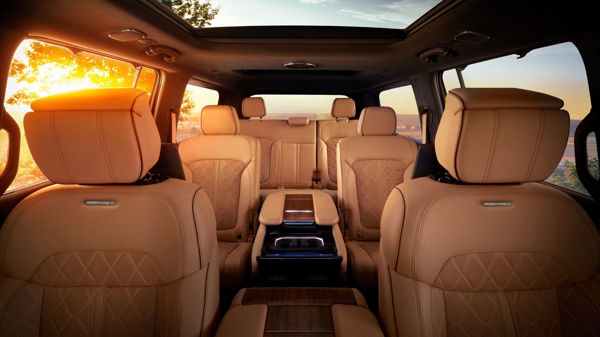 2024 Jeep Grand Wagoneer Interior 