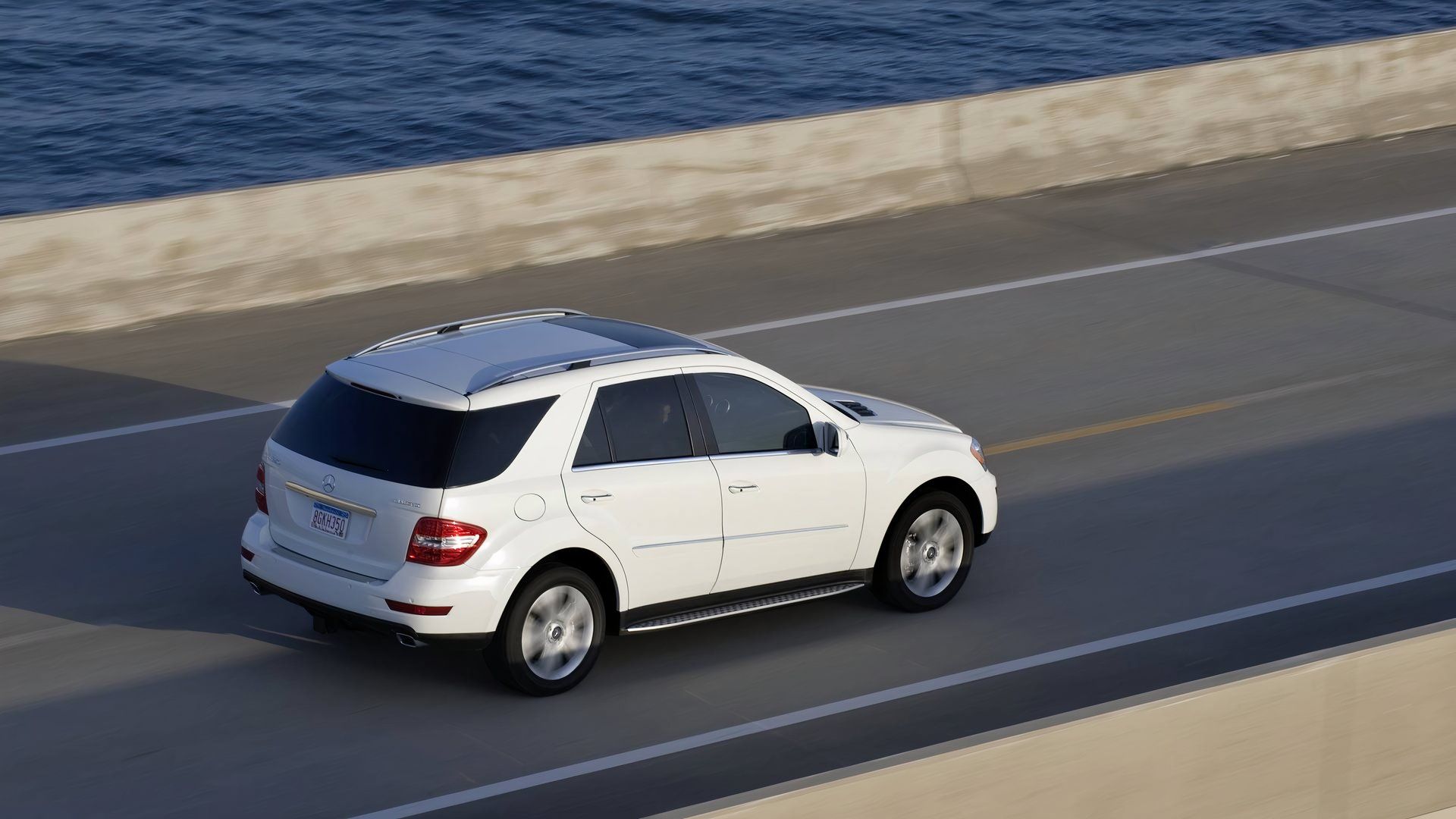 2010 Mercedes-Benz M-Class Exterior Photos