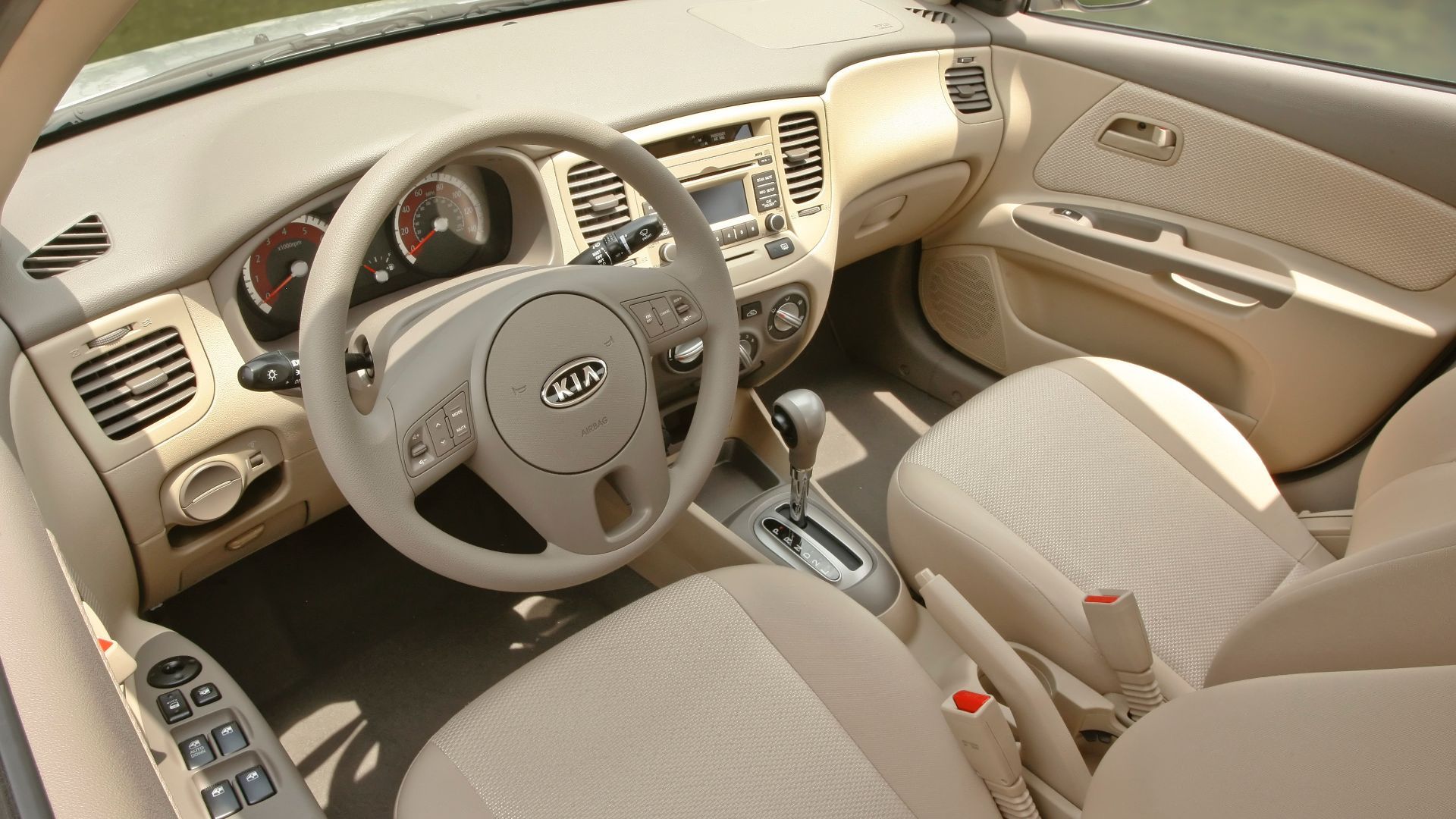 2010 Kia Rio Interior Photos