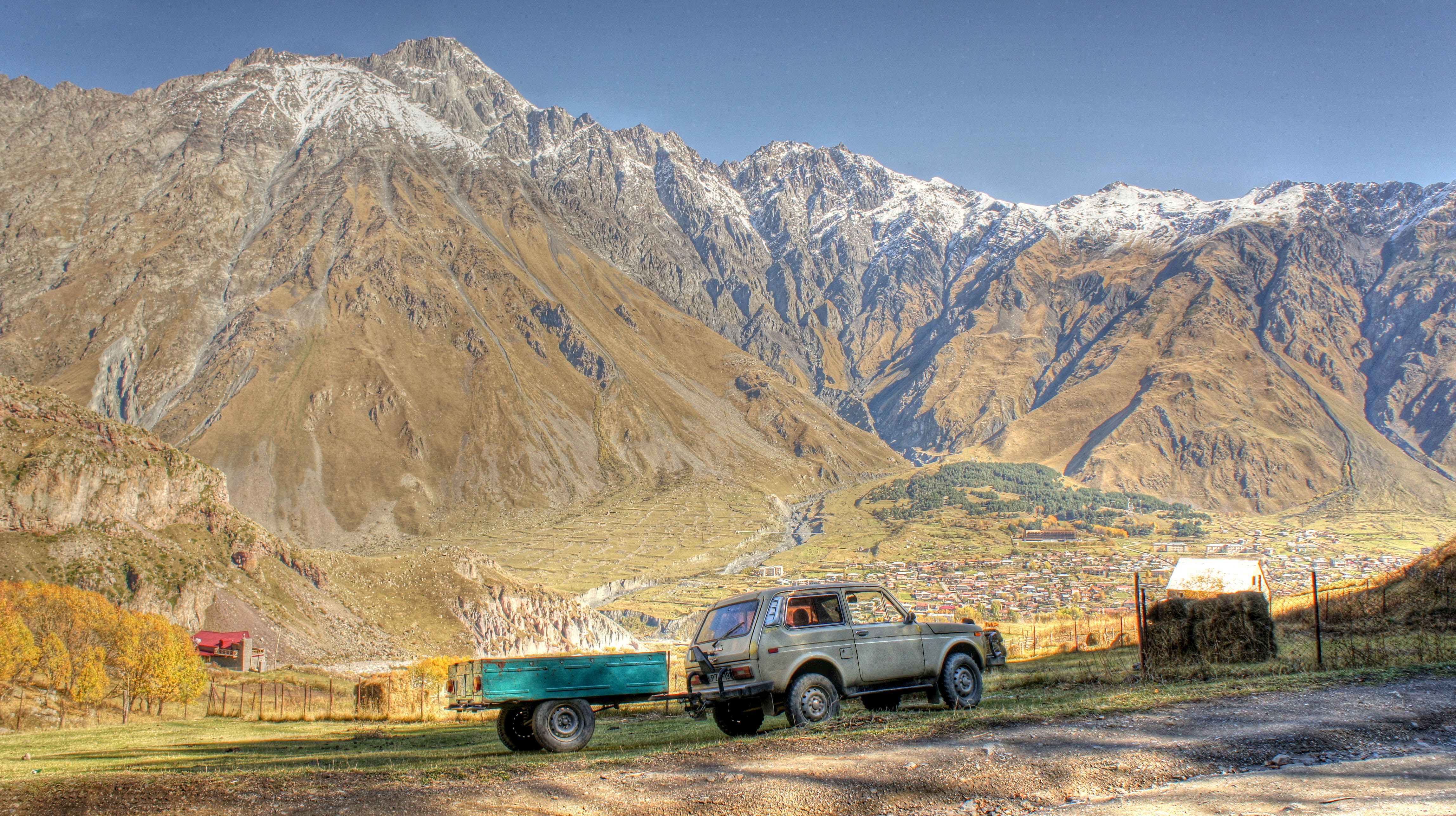 The Russians Built One Of The Best Off-Roaders Ever