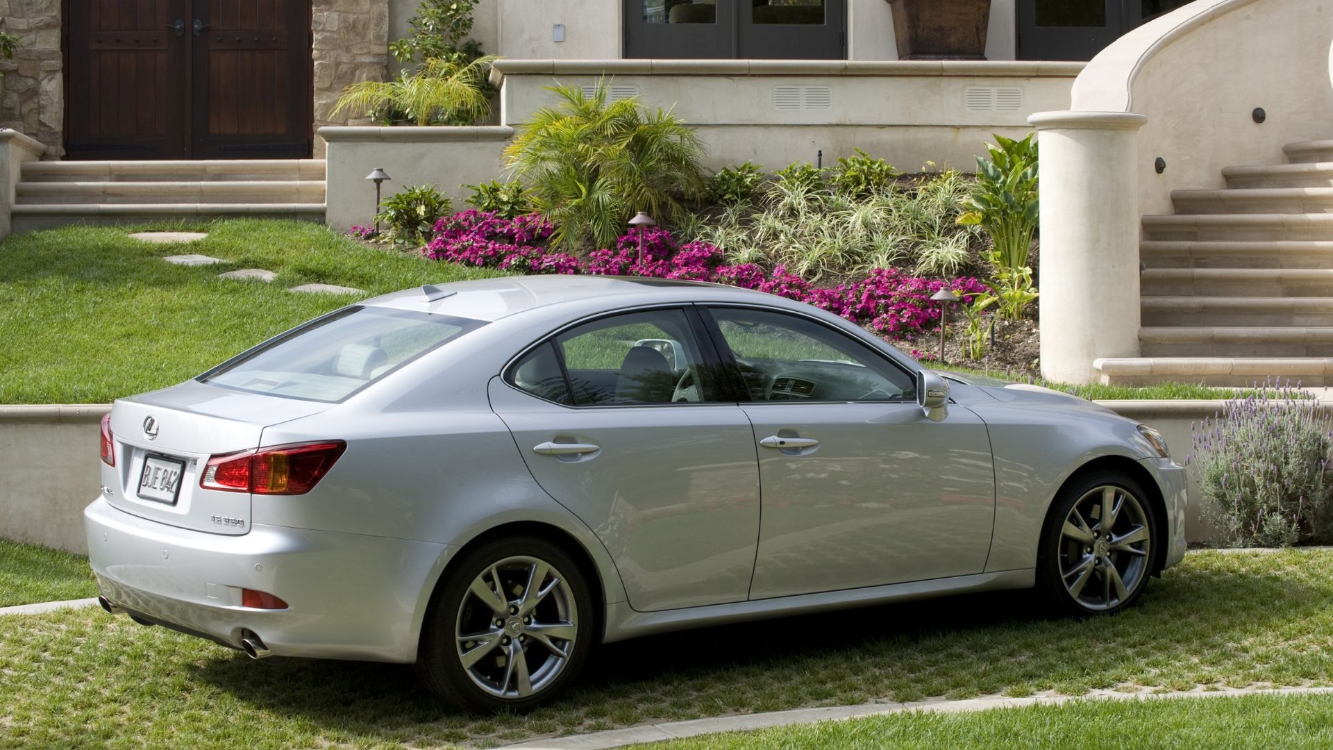 2010 Lexus IS Pricing, Photos & Specs