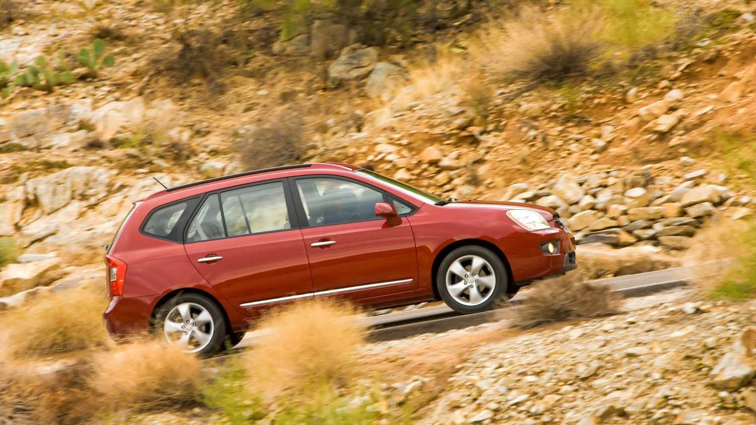 2008 Kia Rondo Pricing, Photos & Specs