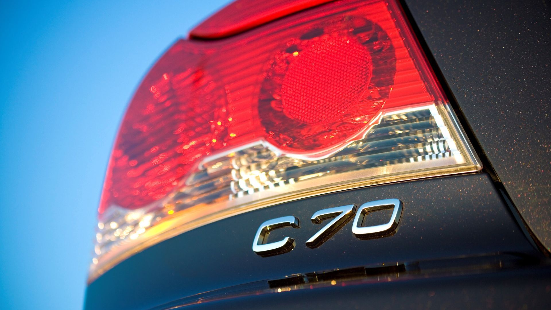 Volvo C70: The Discontinued Convertible's 30-Year Legacy