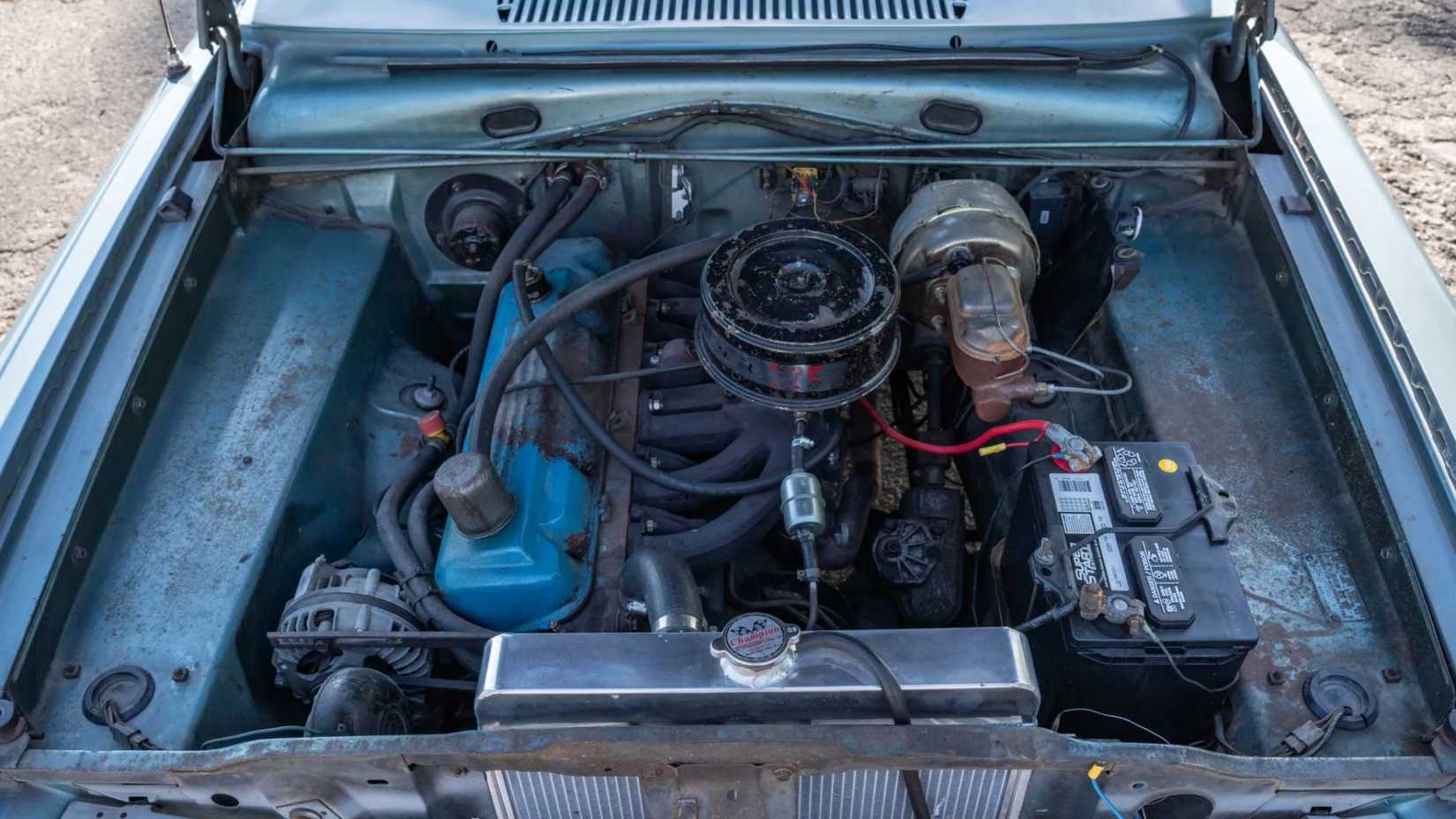 Valiant Engine Chrysler's Famous Lopsided Engine Became A Legend With A 40-Year Lifespan