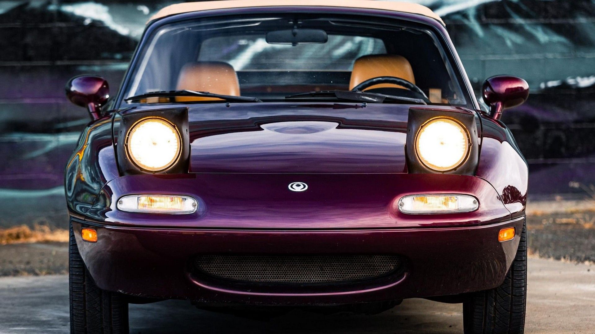 Mazda MX-5 z 1997 roku: idealny klasyczny samochód sportowy na każdą kieszeń