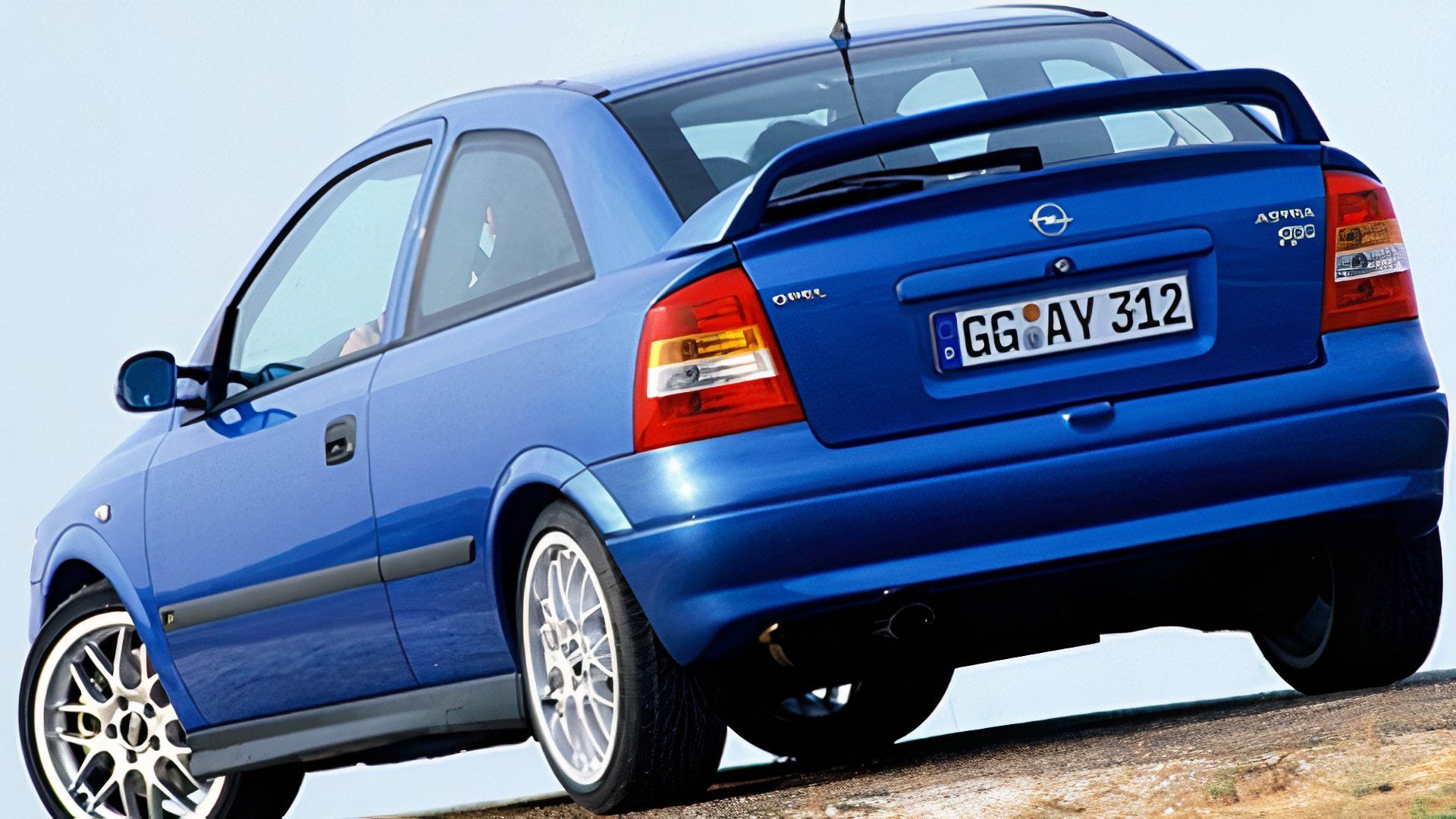Opel Had Its Own AMG, And It Made Some Zany Cars