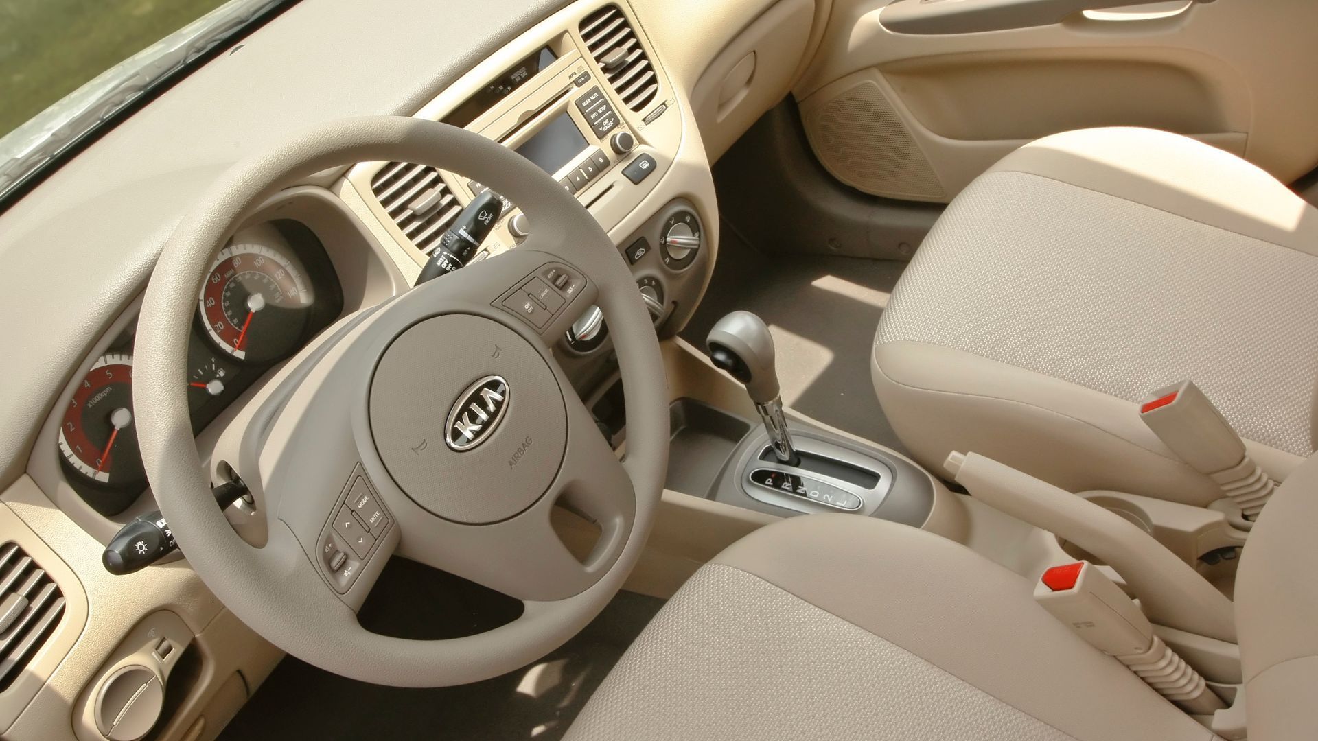 2010 Kia Rio Interior Photos