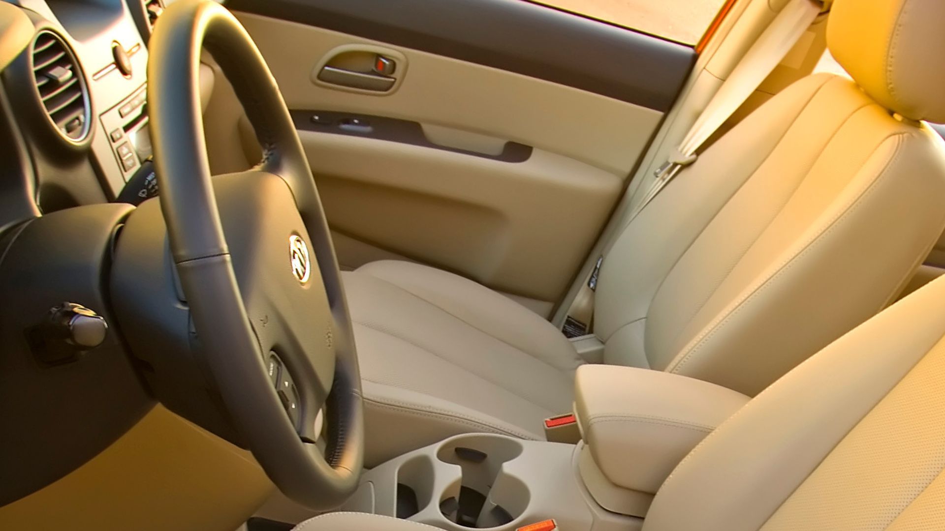2010 Kia Rondo Pricing, Photos & Specs
