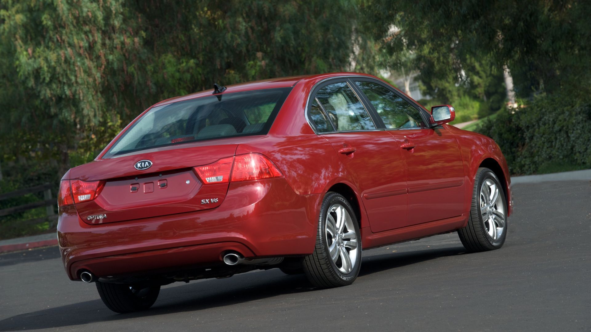 2010 Kia Optima Pricing, Photos & Specs
