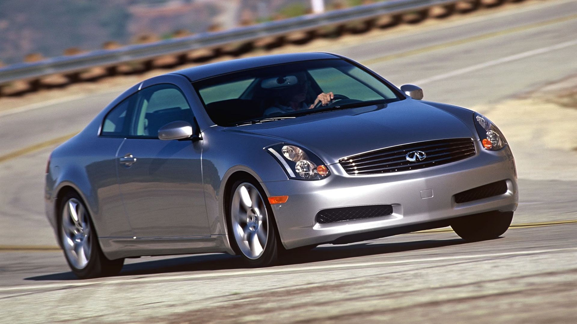 G35 vs. G37: Japanese Sports Coupes Compared