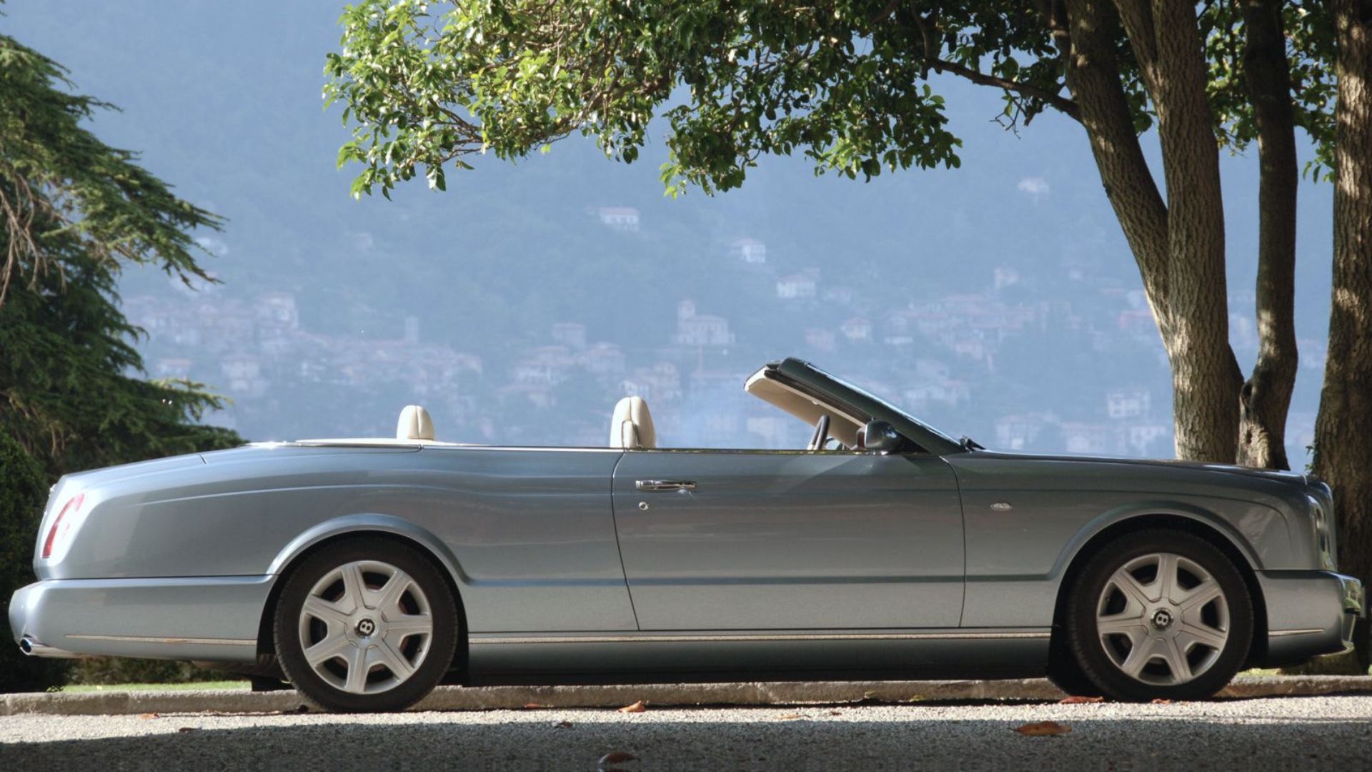 1/18 BENTLEY AZURE 2006 ベントレーアズール MINICHAMPS 100139500 Scale 1/18 | BENTLEY AZURE CABRIOLET