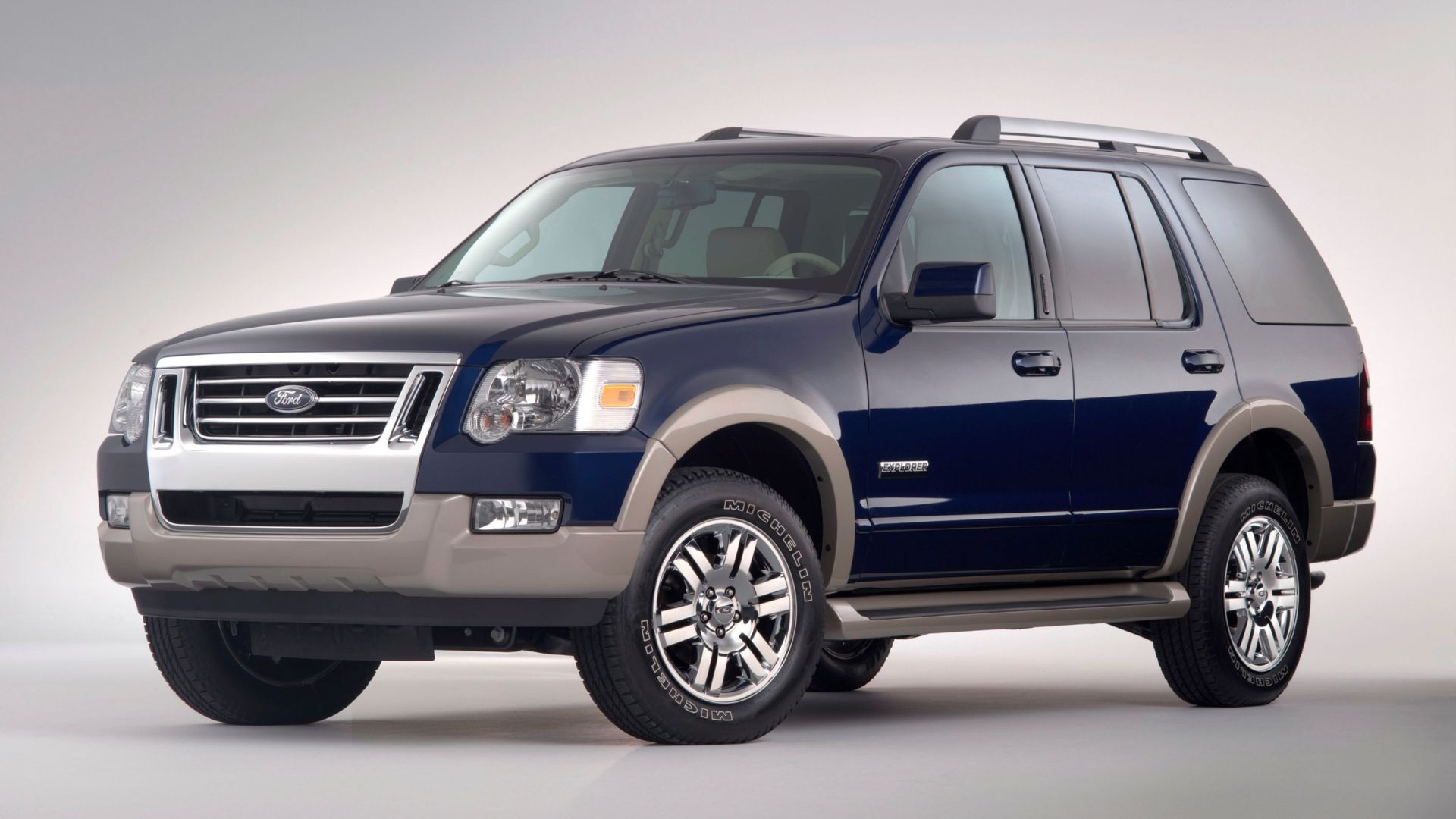 2008 Ford Explorer Pricing, Photos & Specs