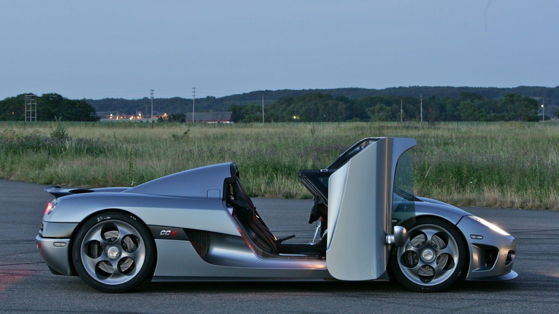 Fastest Koenigsegg Models Ranked By Top Speed