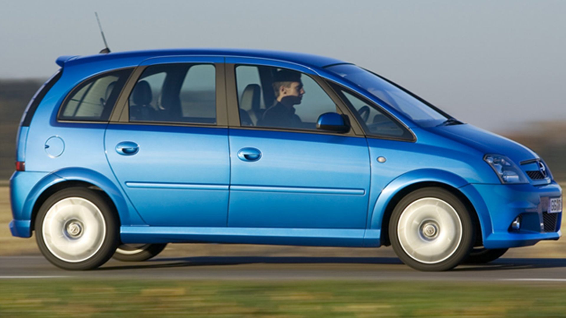Opel Had Its Own AMG, And It Made Some Zany Cars