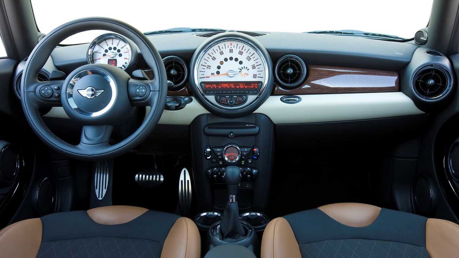 2008 Mini Cooper S Interior