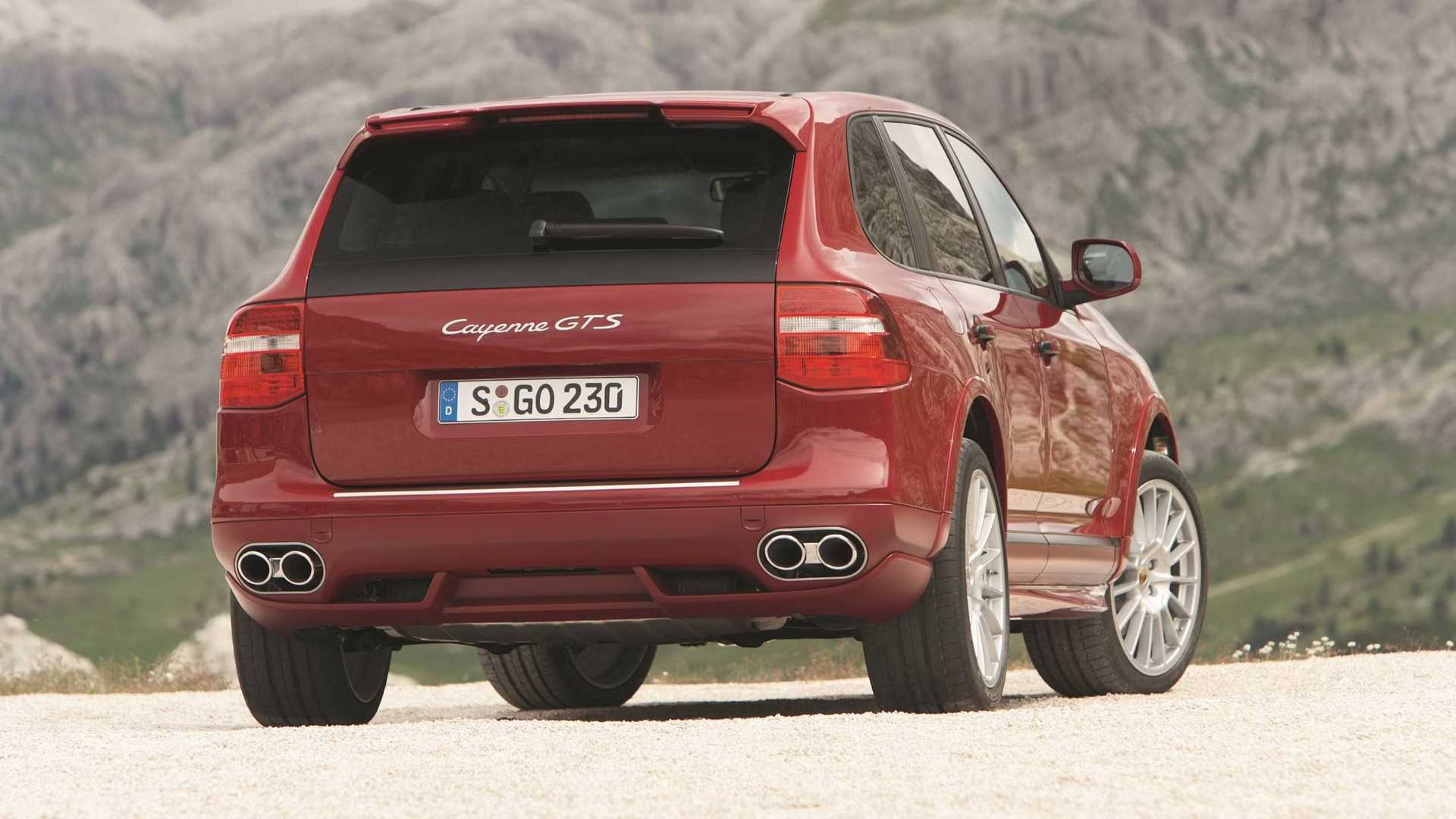 First Gen Cayenne Rear The First-Gen Porsche Cayenne Is The Perfect Buy For Hardcore Off-Roaders