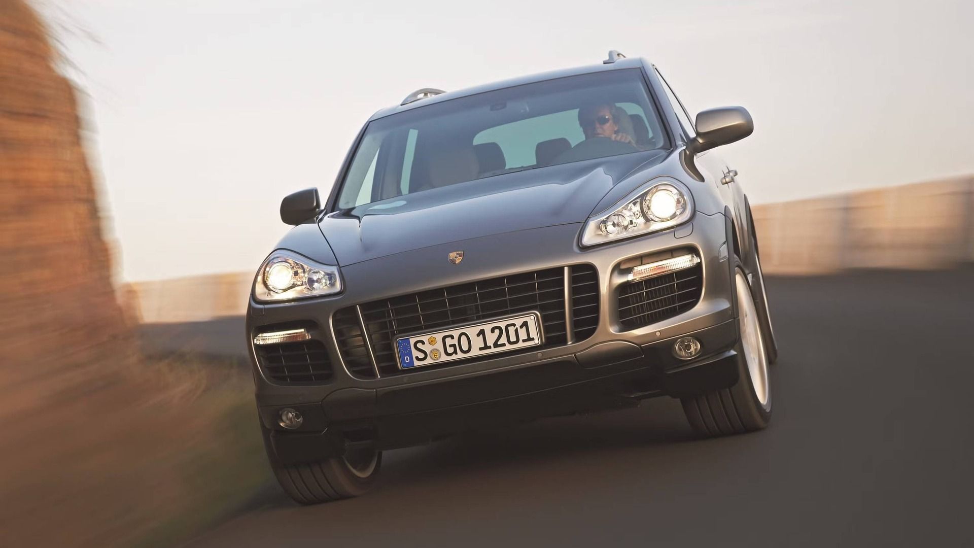 The First-Gen Porsche Cayenne Is The Perfect Buy For Hardcore Off-Roaders