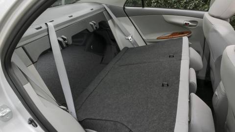 Corolla 2009 Rear 2009 Toyota Corolla Sedan Pricing, Photos & Specs