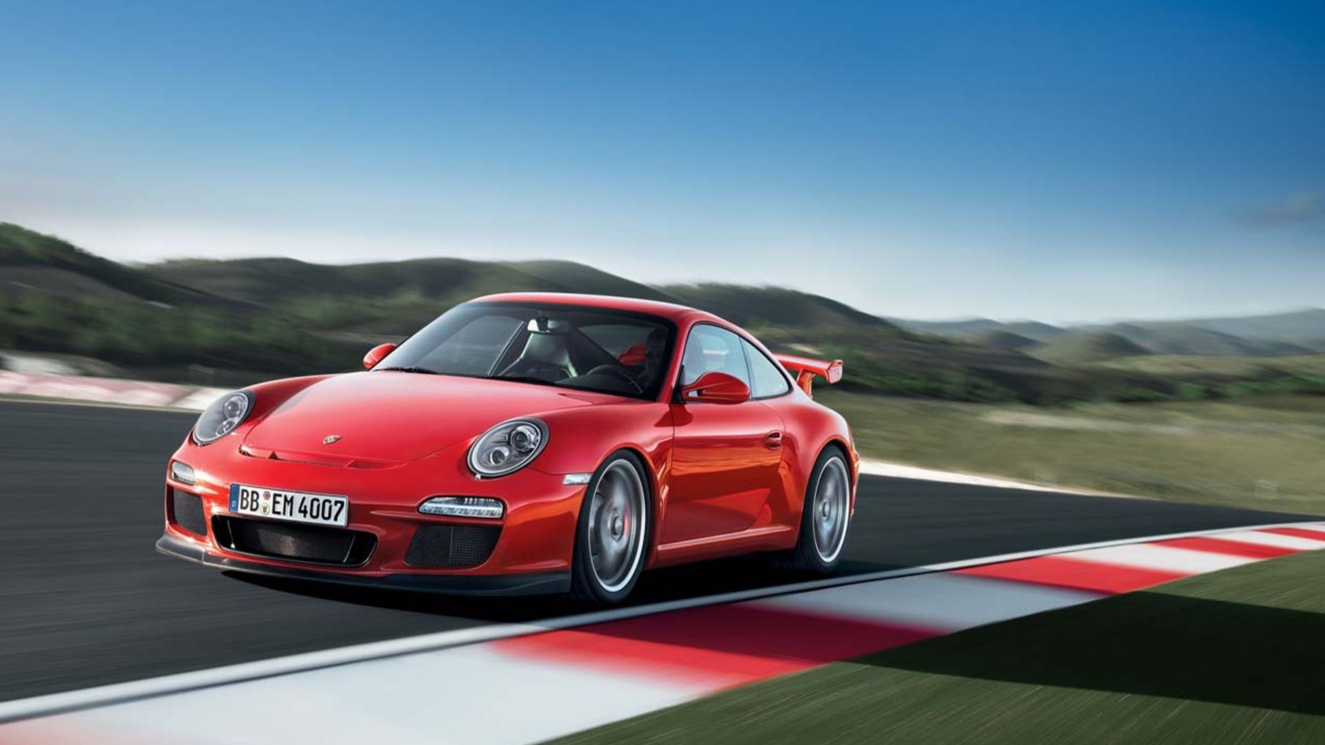 2010 Porsche 911 GT3 Pricing, Photos & Specs