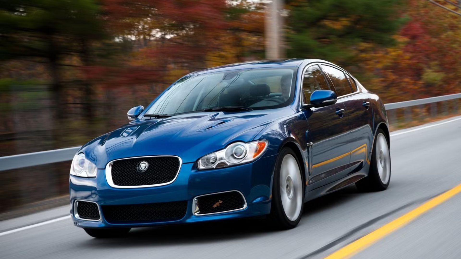 2010 Jaguar XFR Exterior Photos