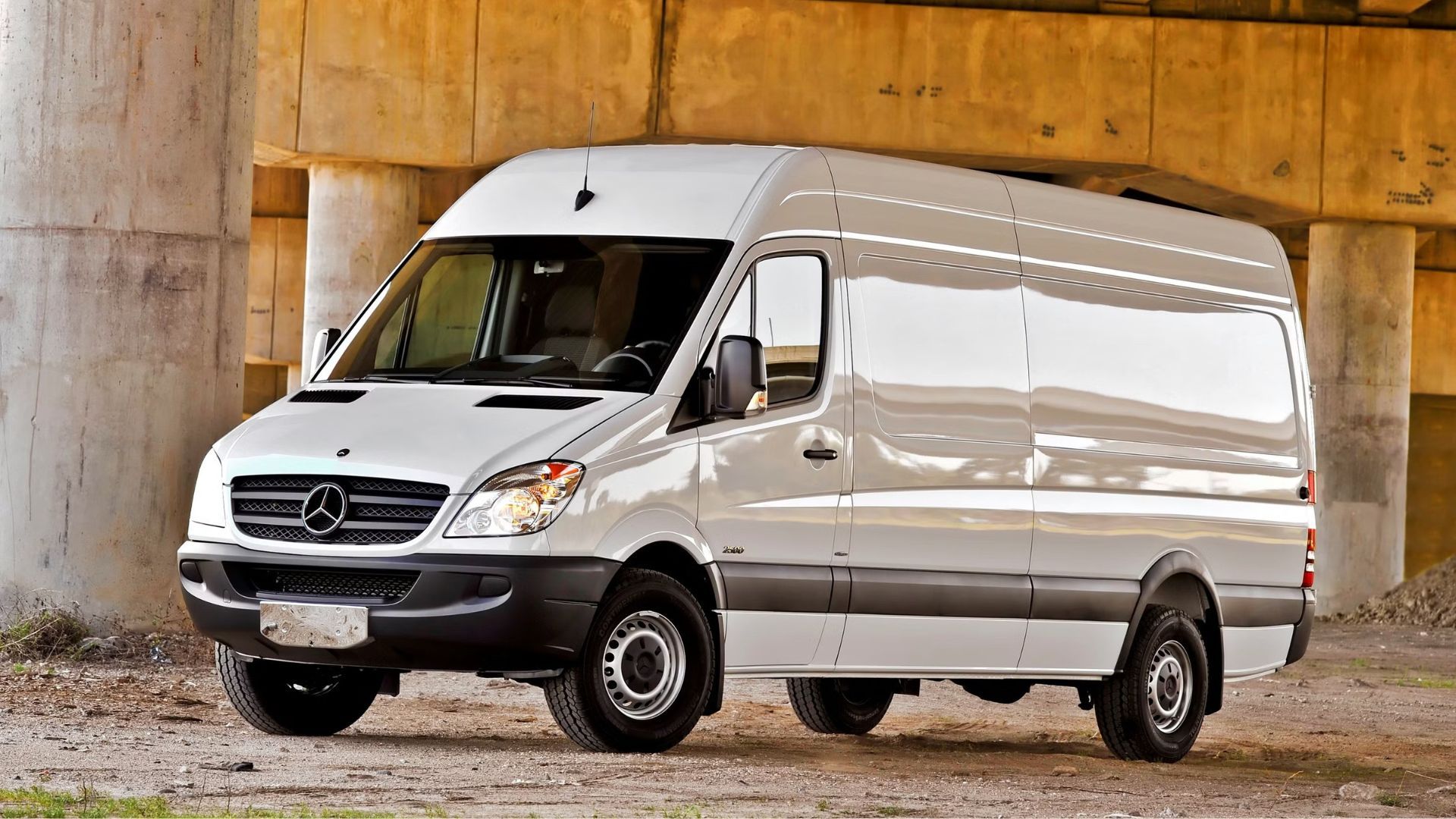 2010 Mercedes-Benz Sprinter Passenger Van Exterior Photos