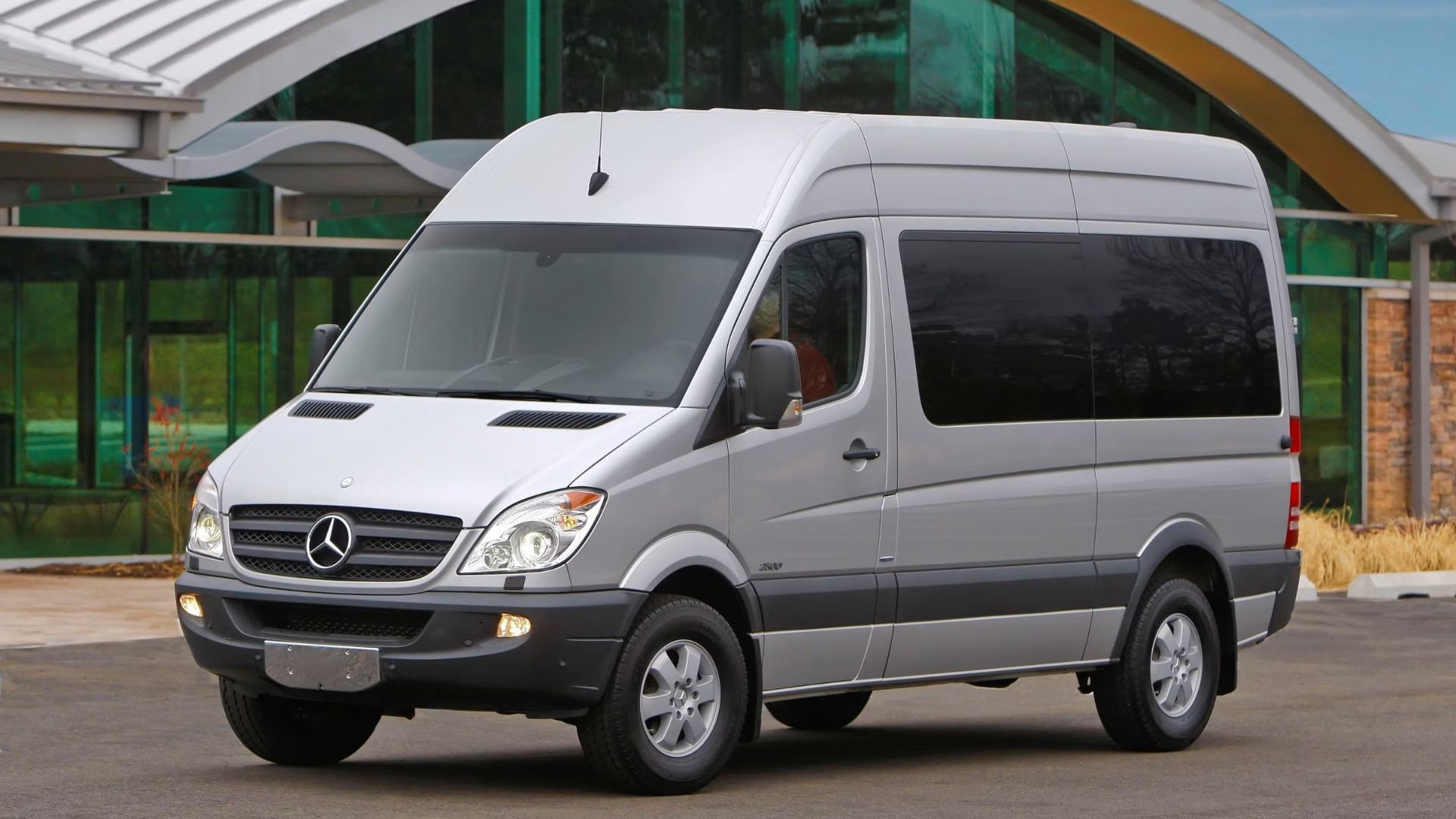 2010 Mercedes-Benz Sprinter Passenger Van Exterior Photos